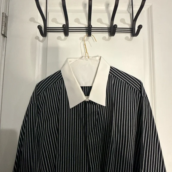 Men's Black and White Striped Shirt - Picture 6 of 9